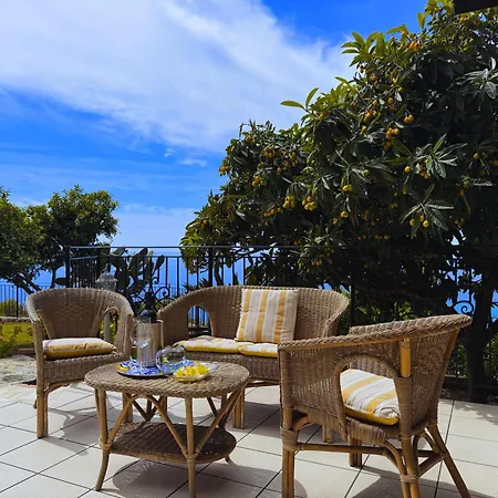 Apartment Incredible Sea View With Free Pool Coccorino