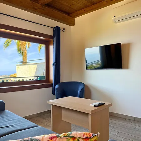 Apartment Incredible Sea View With Free Pool